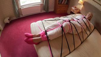 Ariel Anderssen Sisters Bondage Wars