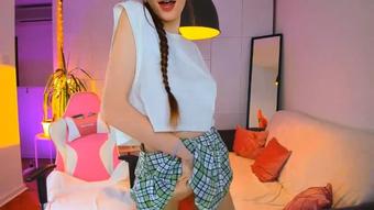 Sexy schoolgirl wants to undress - May 12, 2022