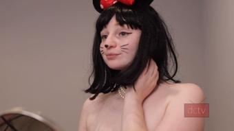 LIVE CAM: Minnie's Makeup - November 01, 2019