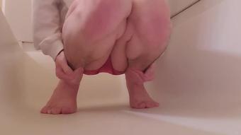 Losing Control - True Desperation Piss Wetting (Too embarrassing!!😳)