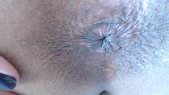 Ugly ass spread and extreme close up - May 07, 2020