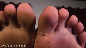 Stinky Feet Get Your Dick Hard_Mistress Petra Hunter_1080P