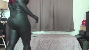 Struggle in Shiny Clothing Glove & Heels - Oct 22, 2018