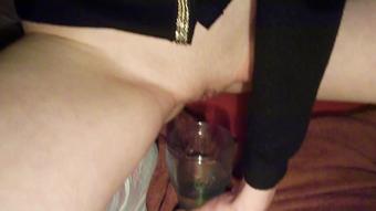 PEE in Glass pussy Clamp Outdoor Pee