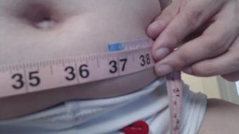 Measuring belly for the first time