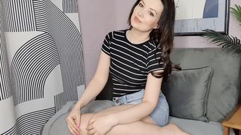 Pink panty sexy talk wetting peeing - February 17, 2023