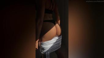 Tu verga dura todo el día viéndome - OnlyFans