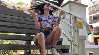 Walking around my city while I get naughty and end up squirting on the boulevard del rio From Cali