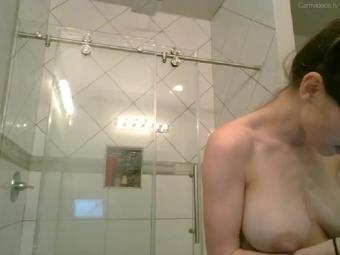 Le_Lea Shower - Camvideostv