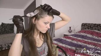 Tessa20_17-Ht_Change-Hair-Colour-1080