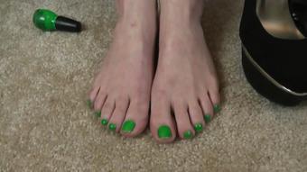 ROXIE KEEPS YOU COMING FOR GREEN TOES - January 19, 2023