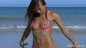 2010-10-29 [Bikini-Pleasure] Autsch 2