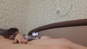Втайне От Своей Сводной Сестры Мастурбировала На Порно, Которое Она Смотрела - Lesbian_Illusion - 1080P