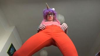 RED GIANTESS ASS