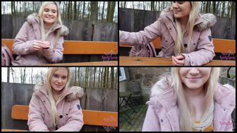 Teen Get  S Fucked Public   Outdoor On Table      Lovlyluna 2160P