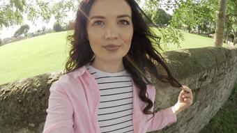 Grey leggings peeing in the park - August 06, 2019