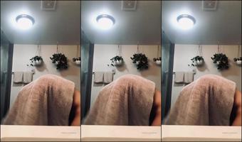 7790302 Fresh Outta The Shower Doing That Flippy Thing 1080X1920