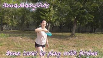 Annamanyvids Anna Loves To Play With Frisbee