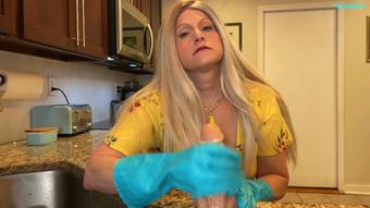 Auntie CLEANS your Dirty COCK custom 4k - Jul 23, 2021