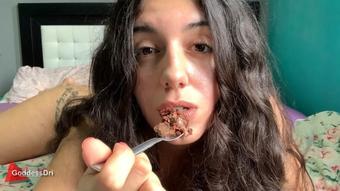 Watch Me Eat
