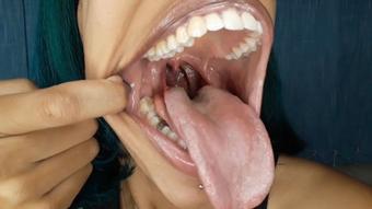 Mouth Views and moaning - March 30, 2021