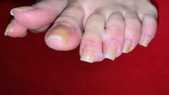 LONG TOENAILS TEASE AND JERK OFF - March 31, 2023