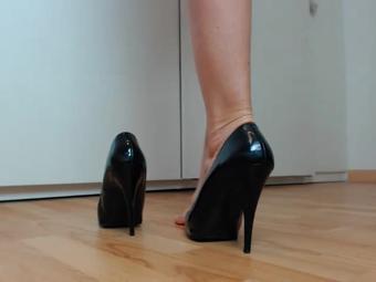 Walking-On-12-Heels