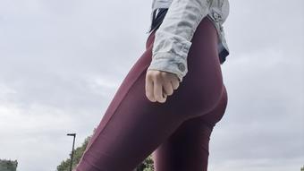 Red leggings in the park peeing - August 04, 2020