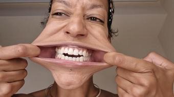 Having a good face stretch - July 04, 2022