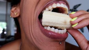devouring this banana like a succubus - June 10, 2022