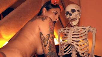 Voodoo girl gets fucked up her big ass - October 28, 2023