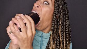 fiting big objects in my mouth - November 22, 2022