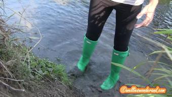 Muddy Wellie Fun Time