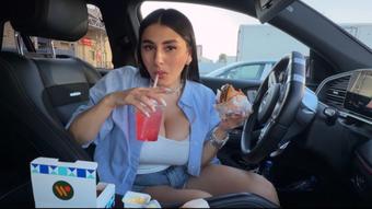 BURGER in the car