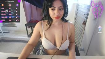 your hottie on webcam