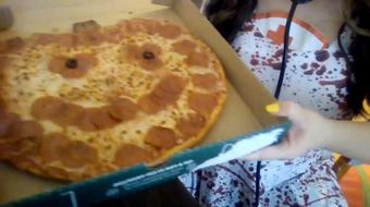 Papa John's Jack-O-Lantern Pizza Review