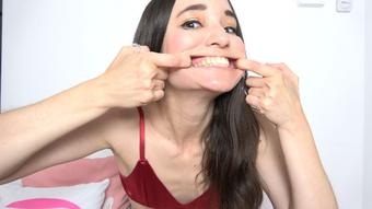 Natalia Raye's Mouth Tour