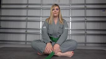 KENDRA LYNN'S KARATE MEDITATION JOI